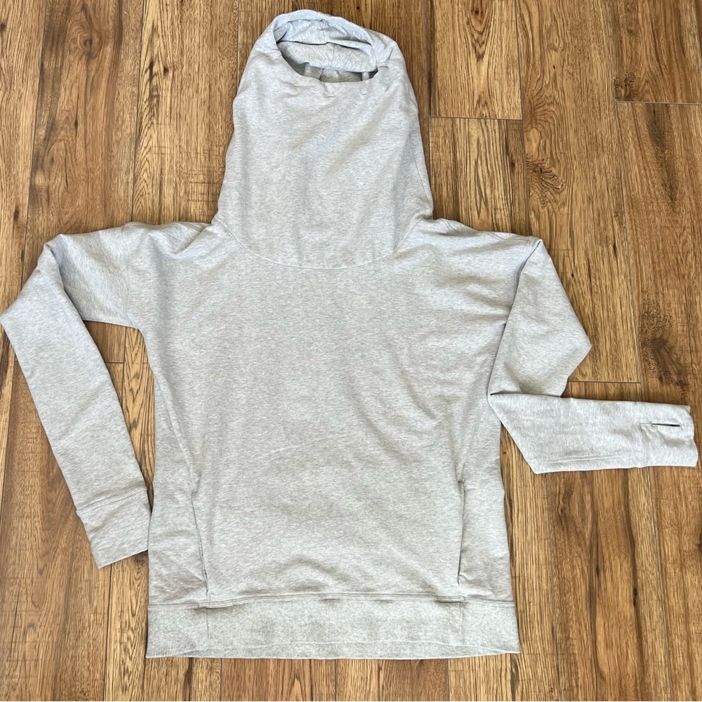 Lululemon hoody size 10